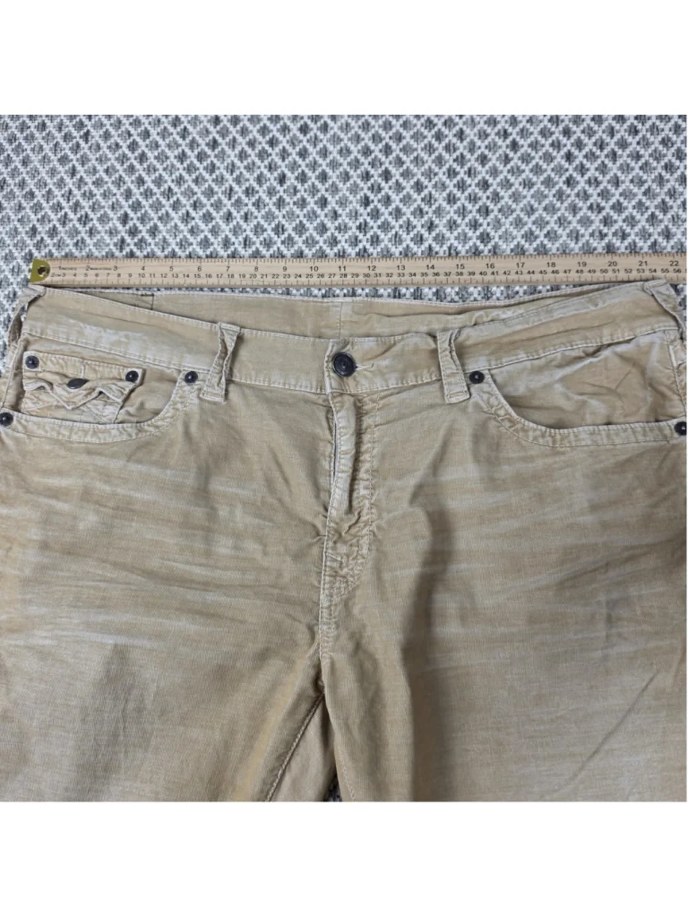 True Religion Ricky Relaxed Straight Corduroy Pants Men’s 42 Beige Tan USA Y2K - Picture 10 of 12